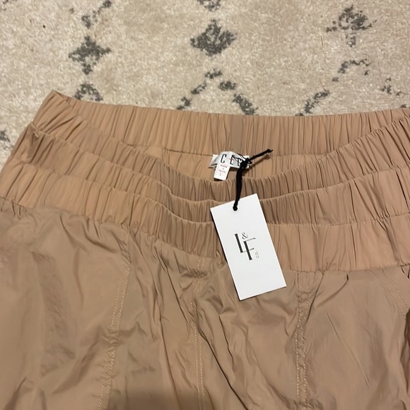 NWT TCEC Joggers - Picture 2 of 6